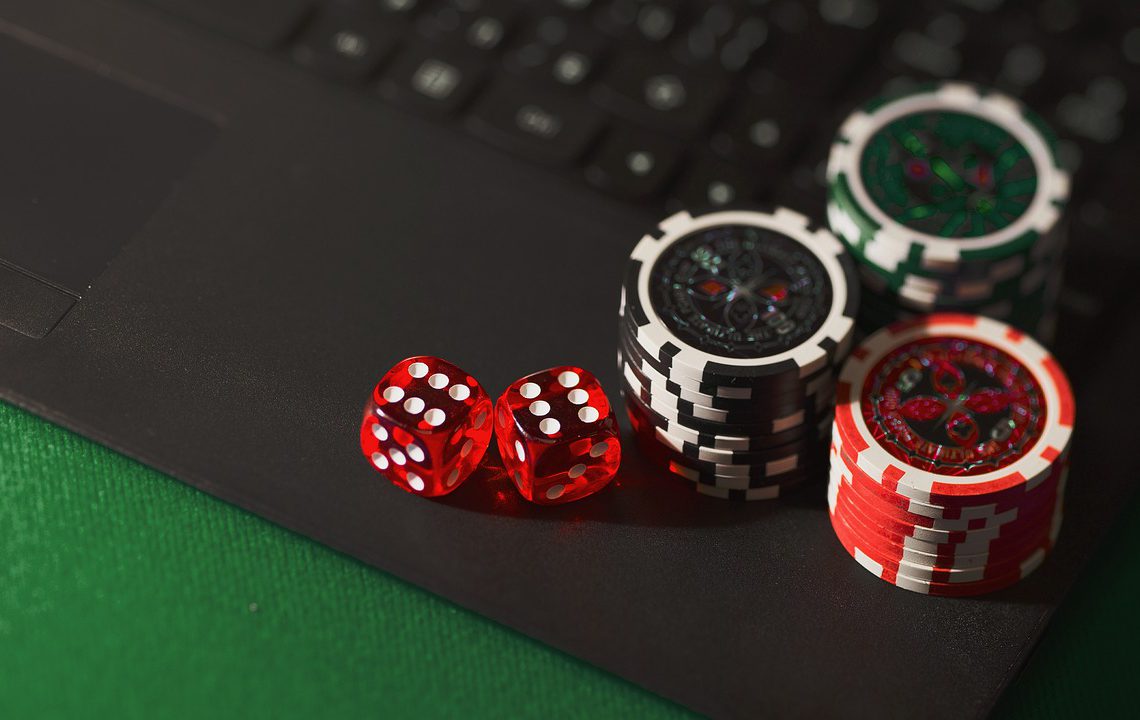 If you are looking for fun online Casino (คาสิโนออนไลน์) it offers it to you.
